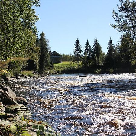 Keskikosken Lomamoekit Venajanjarvi Esterno foto