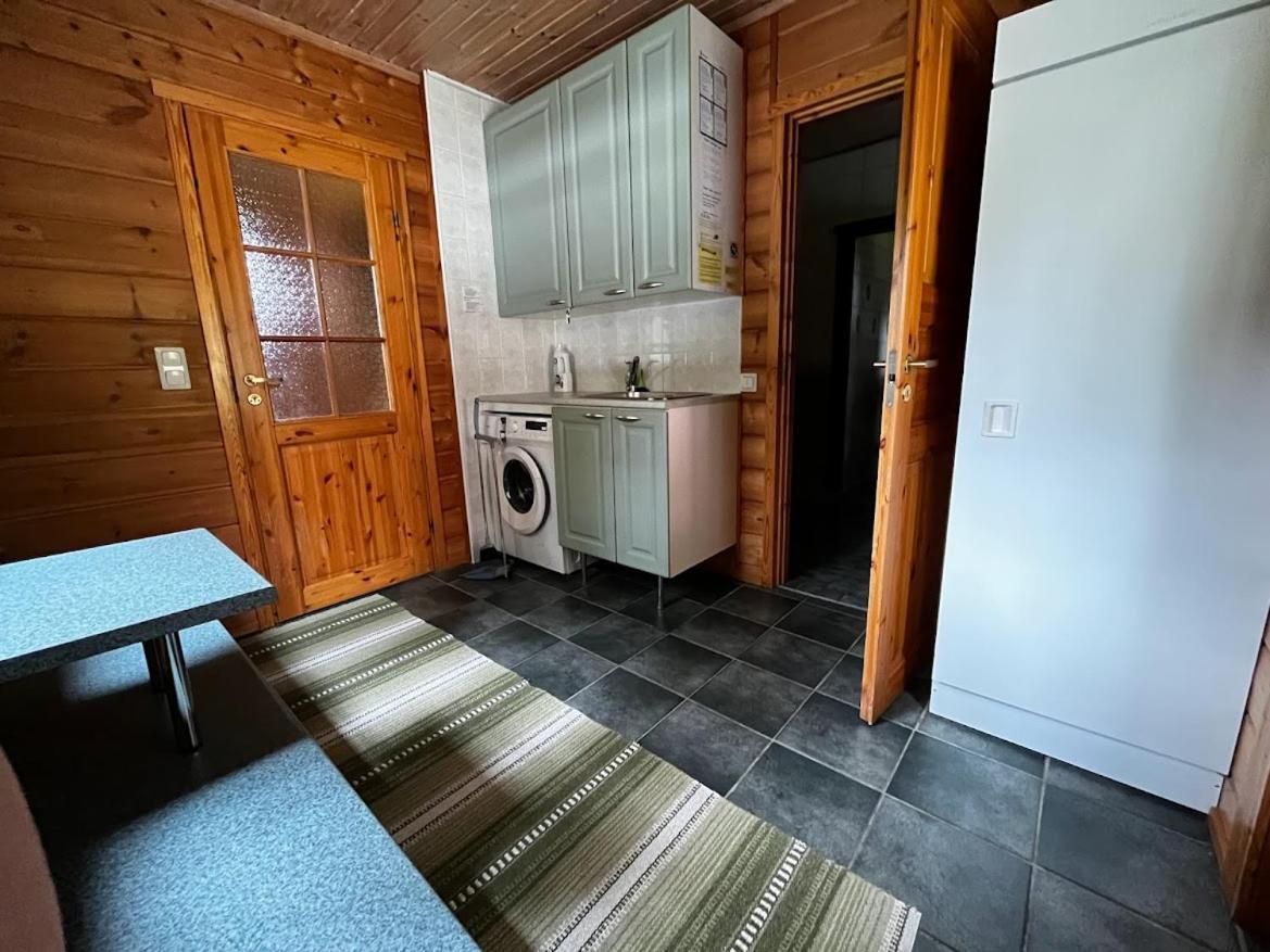 Keskikosken Lomamoekit Venajanjarvi Esterno foto