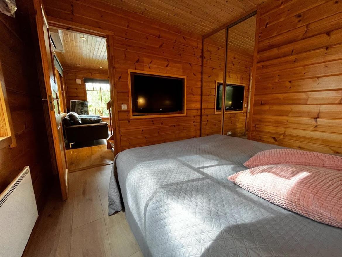 Keskikosken Lomamoekit Venajanjarvi Esterno foto