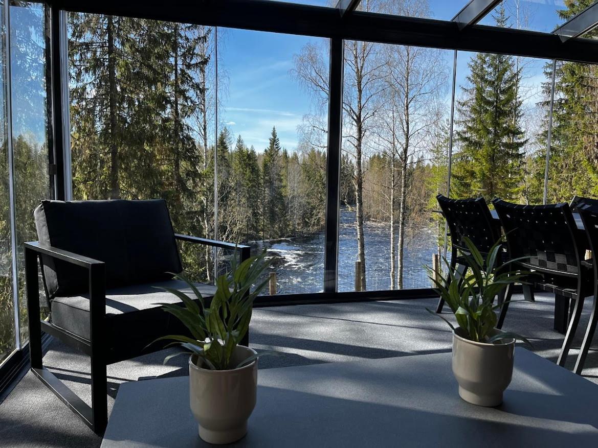 Keskikosken Lomamoekit Venajanjarvi Esterno foto